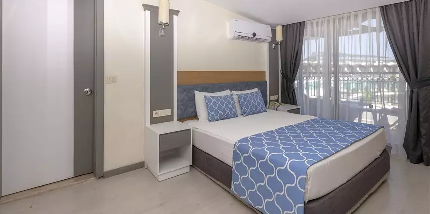 اتاق هتل پنج ستاره آراماس لابادا بیچ کمر